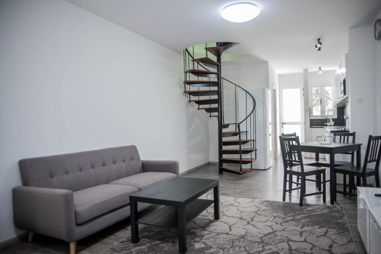 Amazing Maisonette Next To Harbour Of Paphos Cy Exterior foto